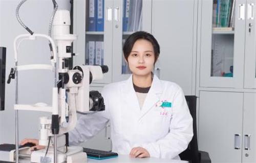 李梦玉
